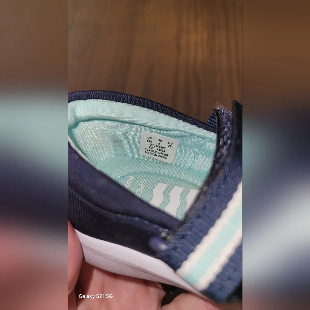 Girl's Sperry Mast Port Plushwave Navy Shoes with Velcro Strap Size 6
